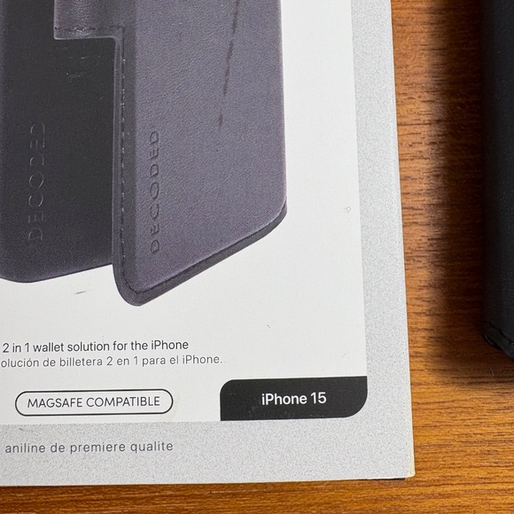 Black DECODED iPhone 15 Detachable Wallet Case - Picture 11 of 14